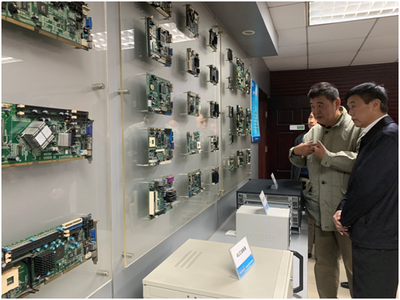 市領導深入企業開展掛點服務，協調解決網絡技術研發難題